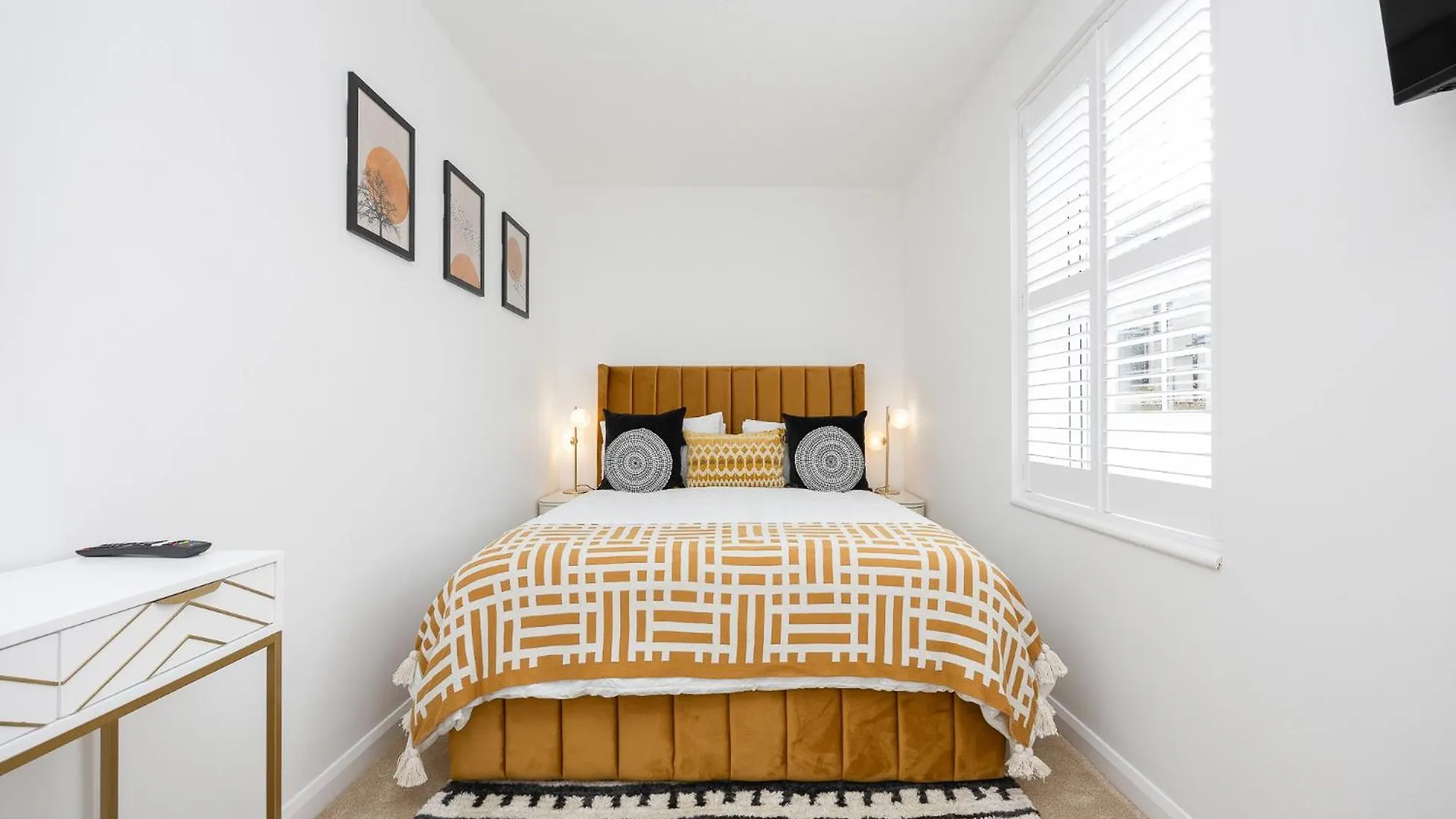 Stunning Modern Space In Hove & Free Parking