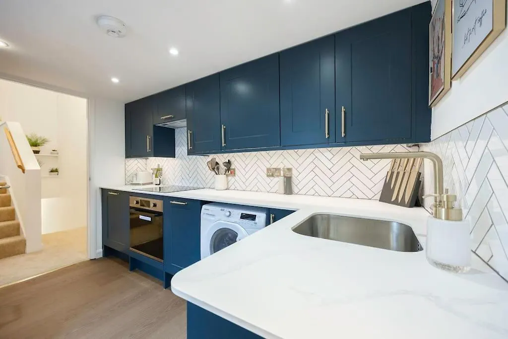 Stunning Modern Space In Hove & Free Parking